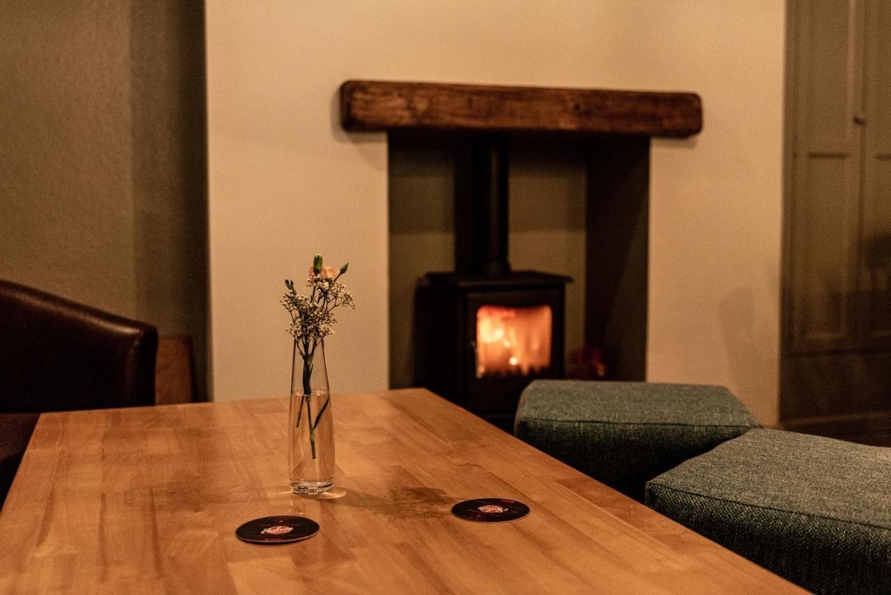 マーストン The Thorold Bed & Breakfast エクステリア 写真